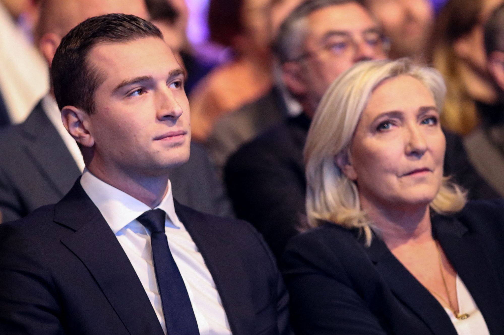 Présidentielle 2027 : le RN a une avance significative par rapport aux centristes